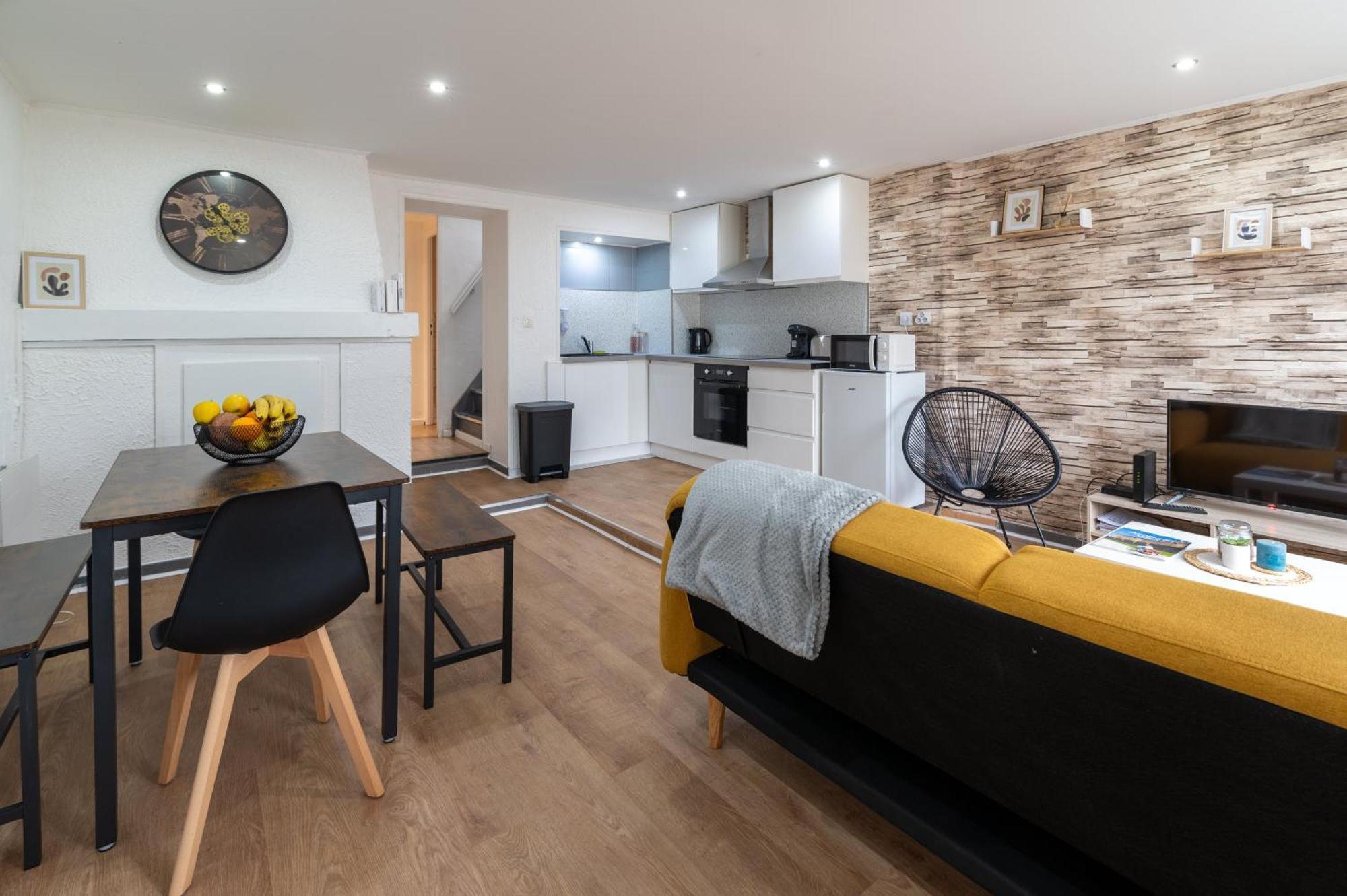 Villa 55M2 Cosy Au Calme Avec Terrasse Et Box Individuel Nouzonville Esterno foto