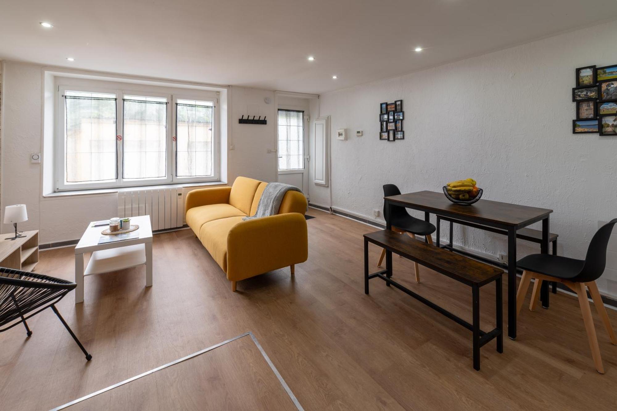 Villa 55M2 Cosy Au Calme Avec Terrasse Et Box Individuel Nouzonville Esterno foto